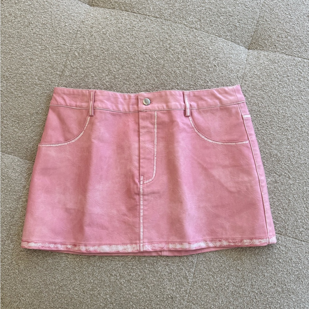 Lisa Says Gah x Polly Pocket Mariah Mini Skirt Pink Faux Leather Size S- NWOT - Picture 4 of 10